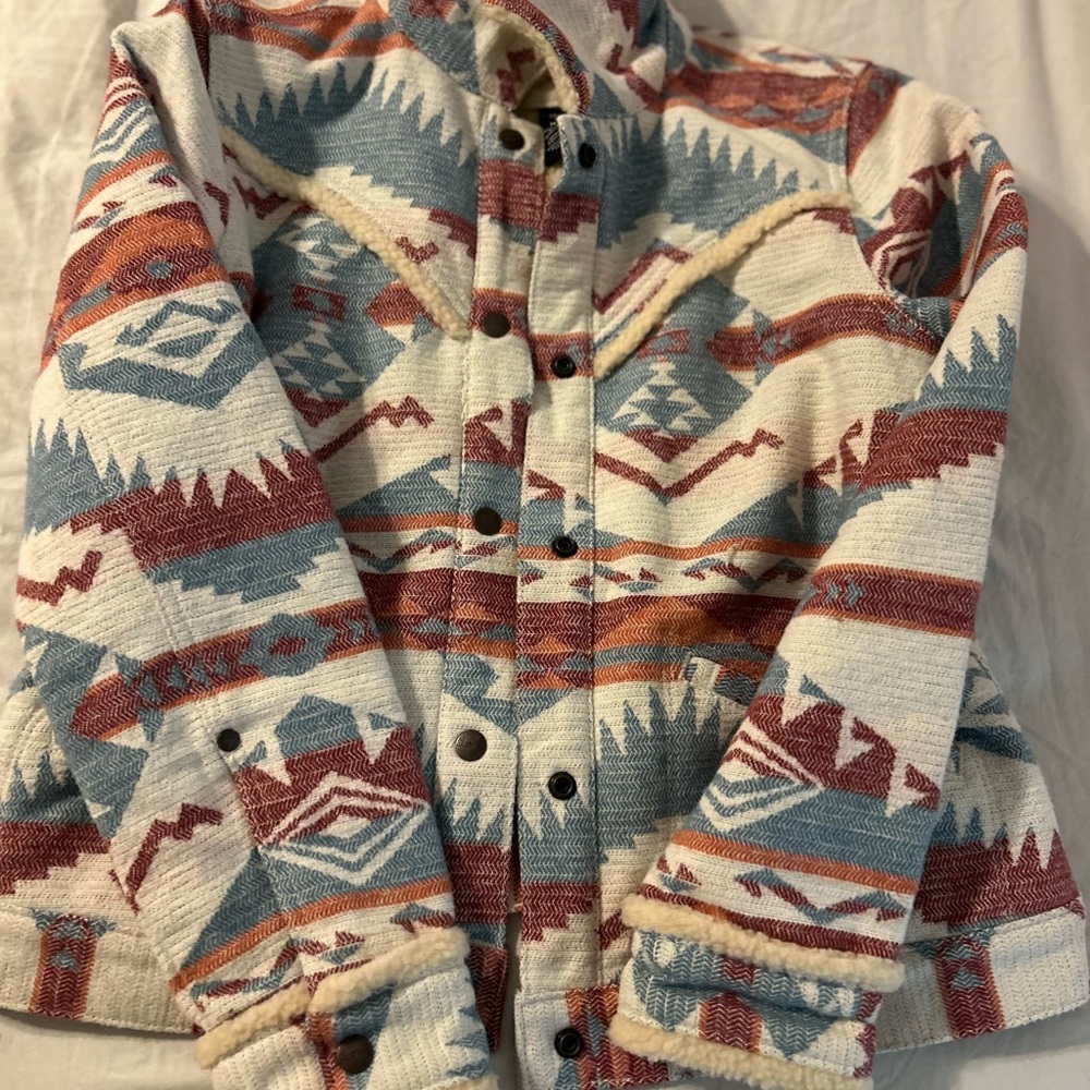 Wrangler Red and Blue Jean Jacket with Southwestern Design